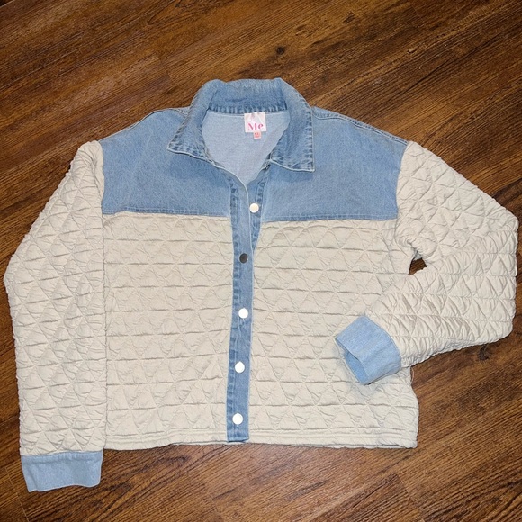 So Me Jackets & Blazers - So Me Quilted Cream Button Up Light Blue Denim Trim Long Sleeve Jacket Size XL